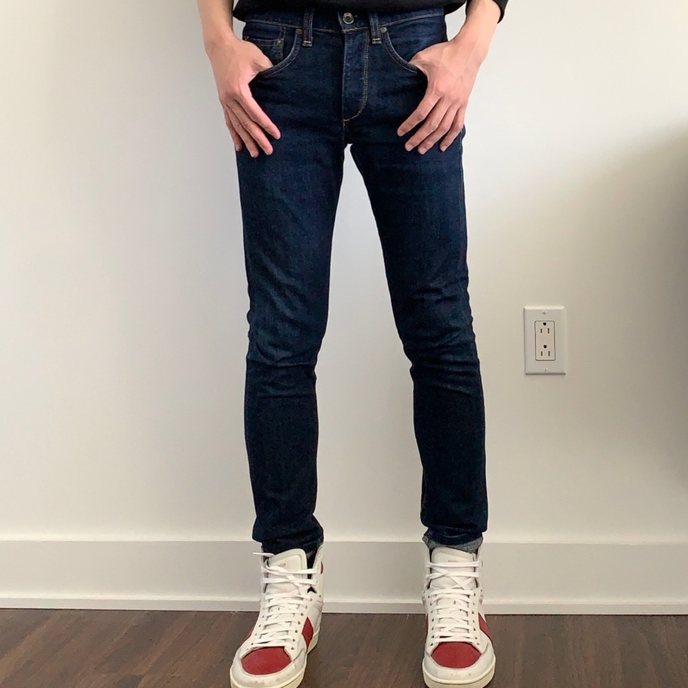 RAG AND BONE Men’s dark wash jeans, skinny fit, size 28